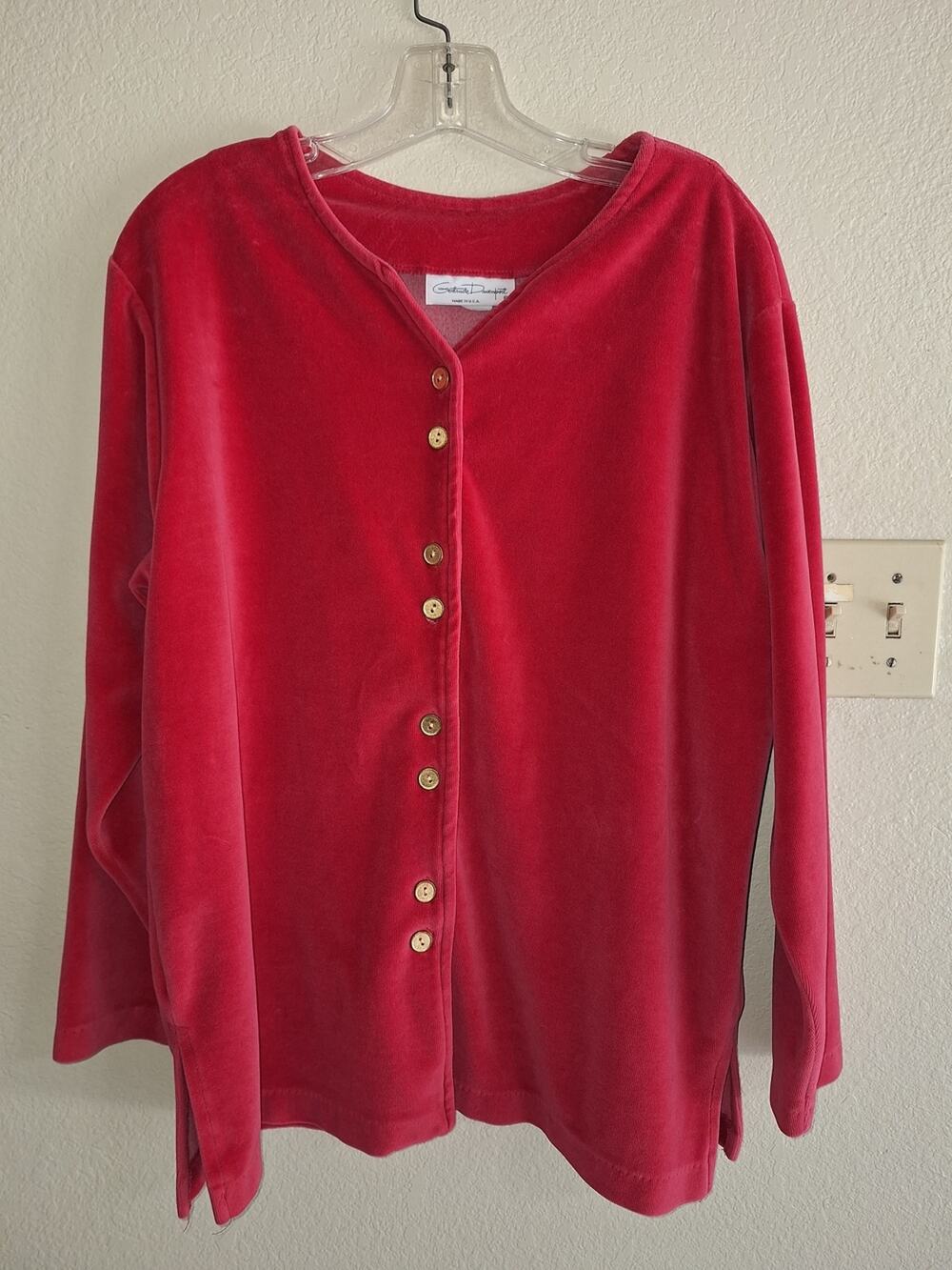Gertrude Davenport SzL Rose Red Velvet V Neck Button-Up Cardigan